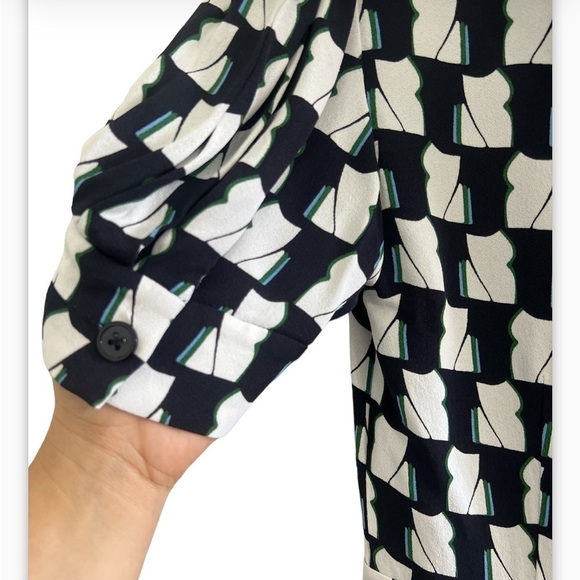 Lewit Navy Blue and White Dress - Picture 6 of 11